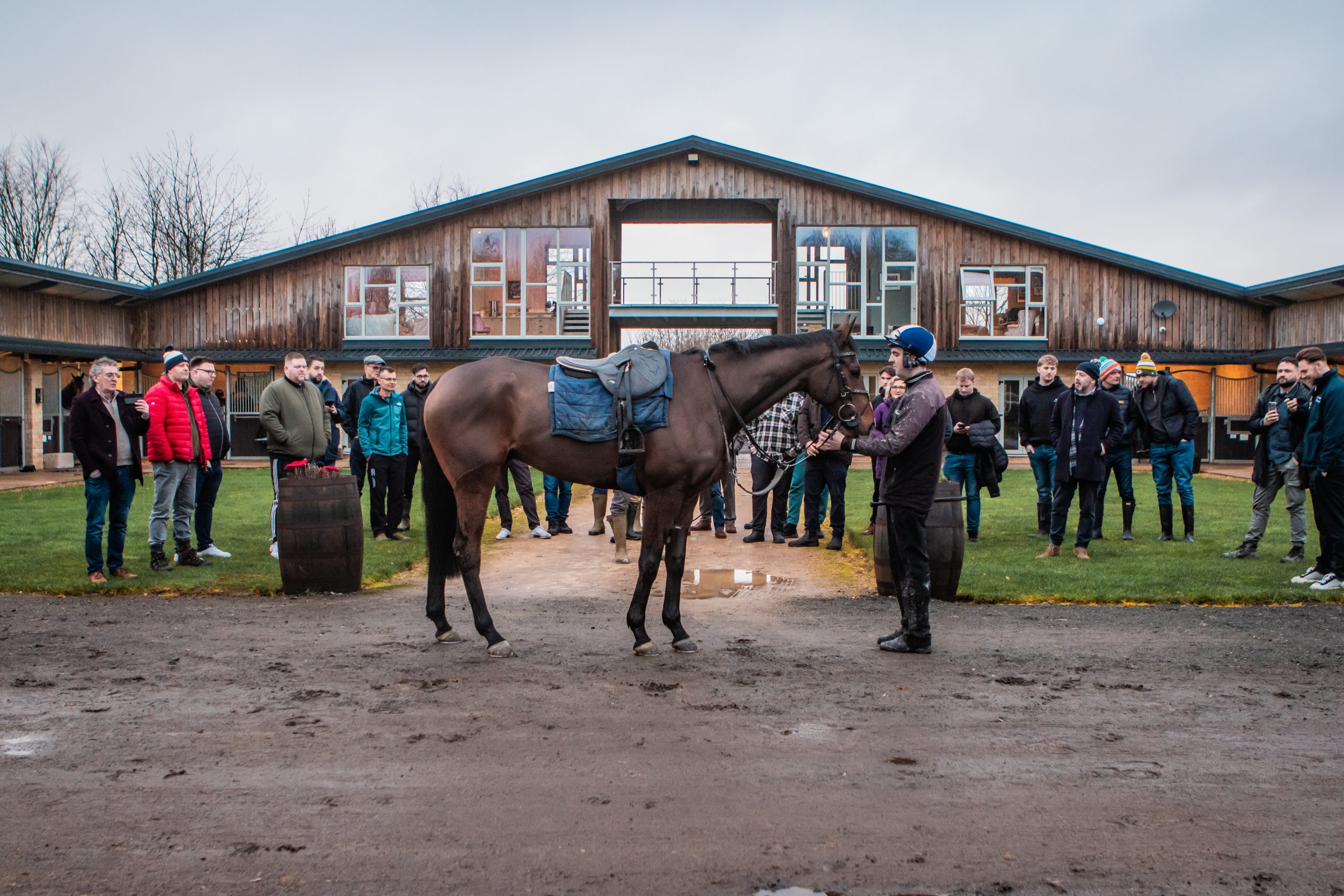 Basher Watts Racing owners, horses and race days — photo 9 of 40